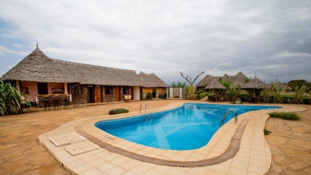 Aa Lodge Amboseli With Mara Triangle Safaris2