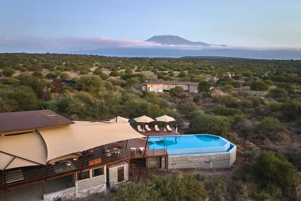 Elephant gorge camp With Mara Triangle Safaris