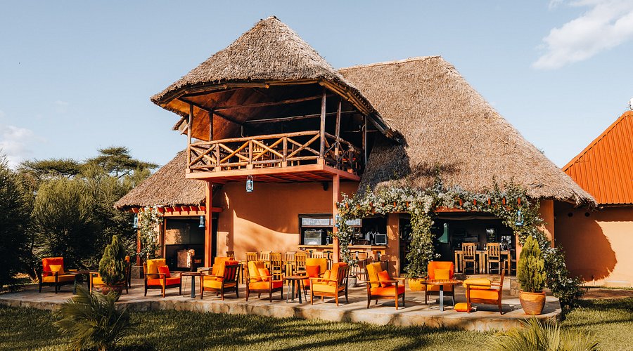Oilepo Amboseli With Mara Triangle Safaris
